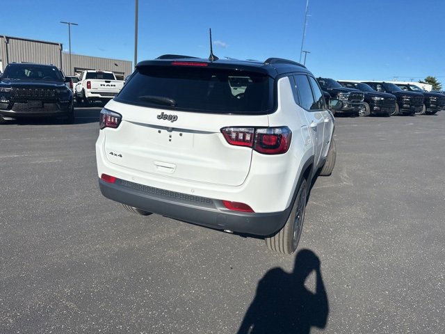 New 2026 Jeep Compass Limited image 8