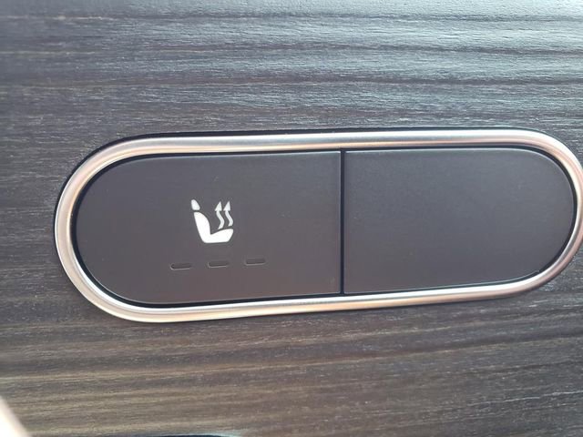 New 2026 Mercedes-Benz GLB 250 4MATIC image 27