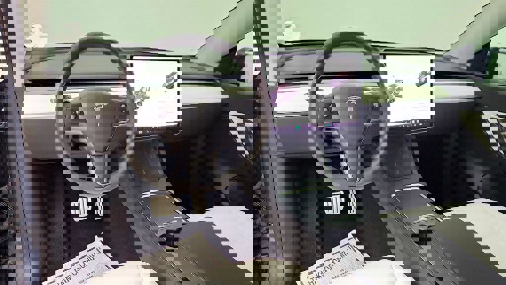 Used 2022 Tesla Model Y Performance image 12