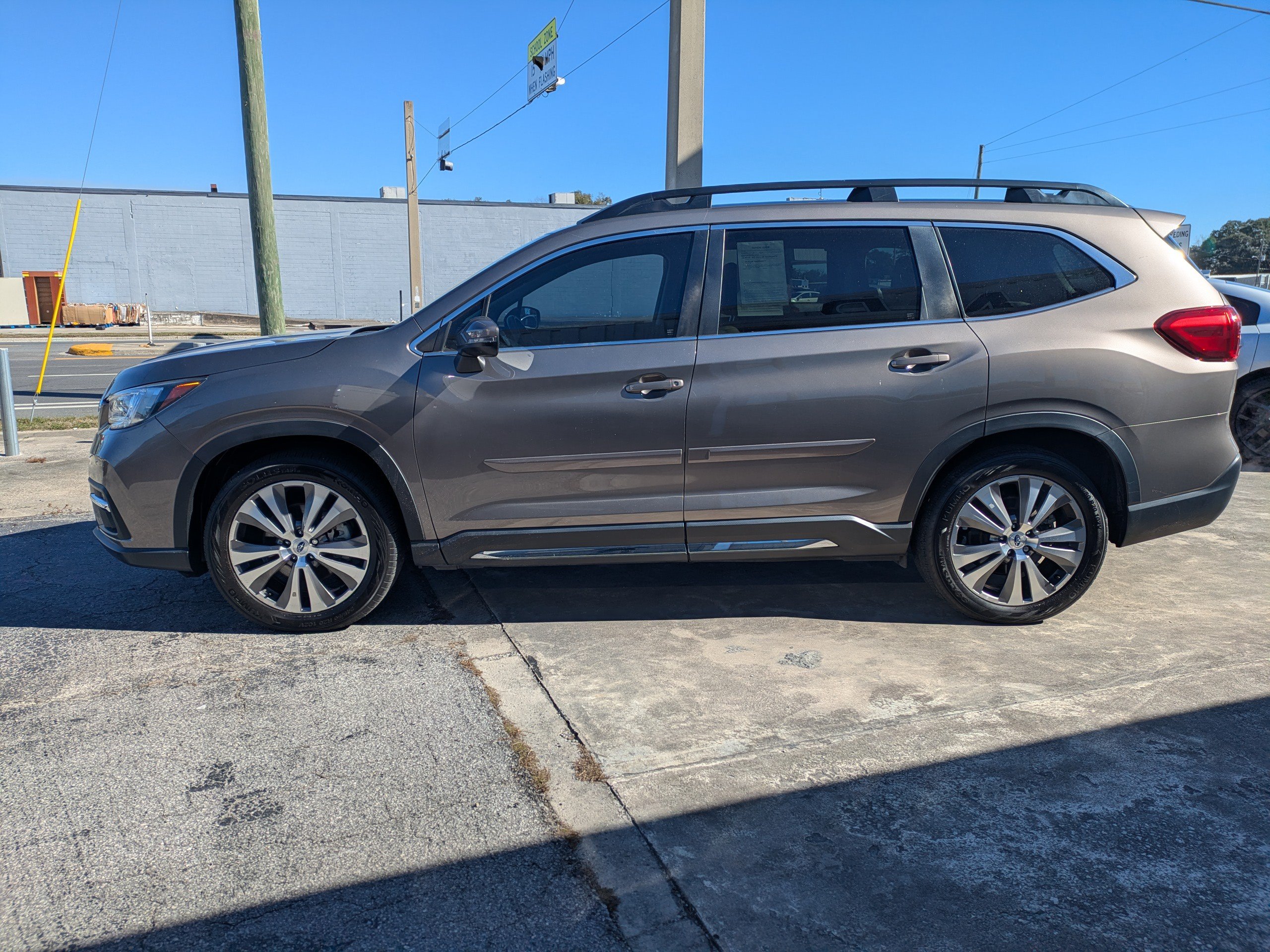 Used 2022 Subaru Ascent Limited AWD/4WD image 7