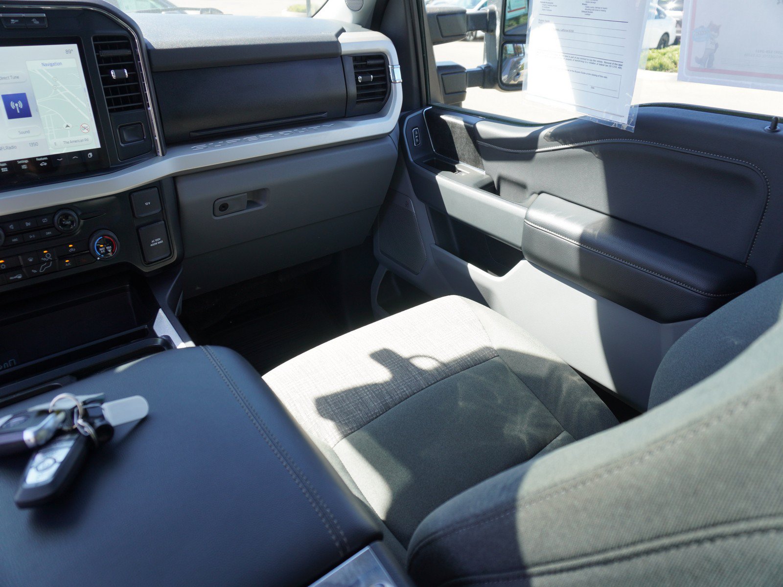 Used 2023 Ford F350 XLT w/ Tremor Off-Road Package AWD/4WD image 19