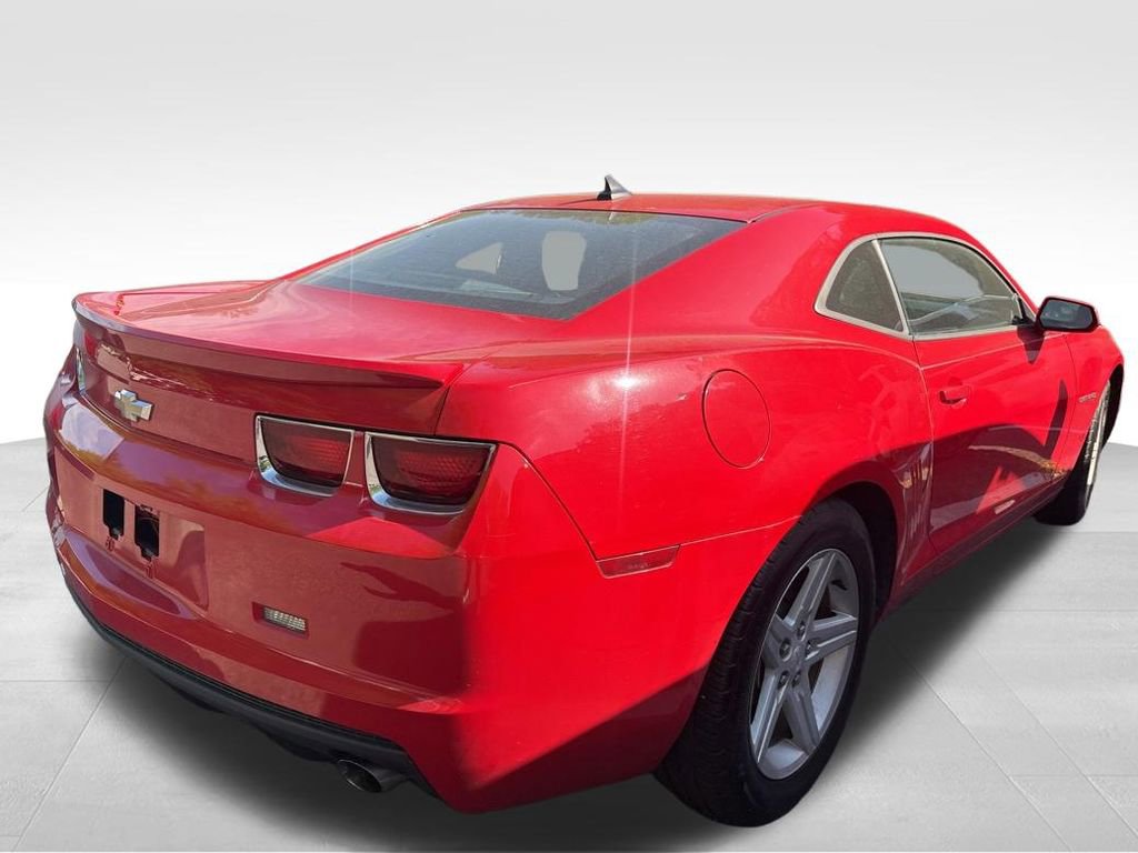 Used 2012 Chevrolet Camaro LT RWD image 7
