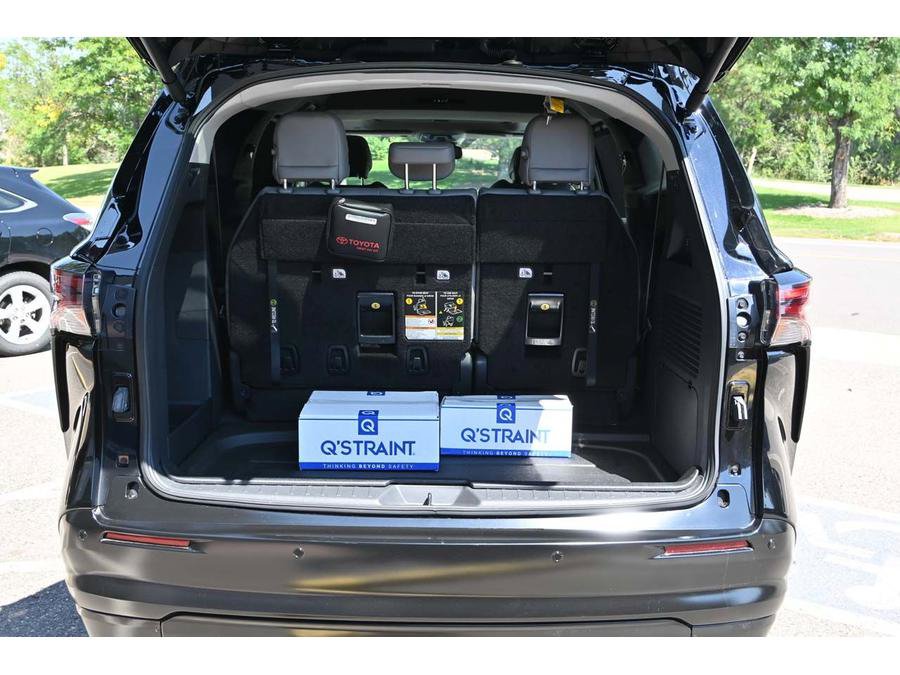 New 2025 Toyota Sienna XLE w/ XLE Plus Package AWD/4WD image 25