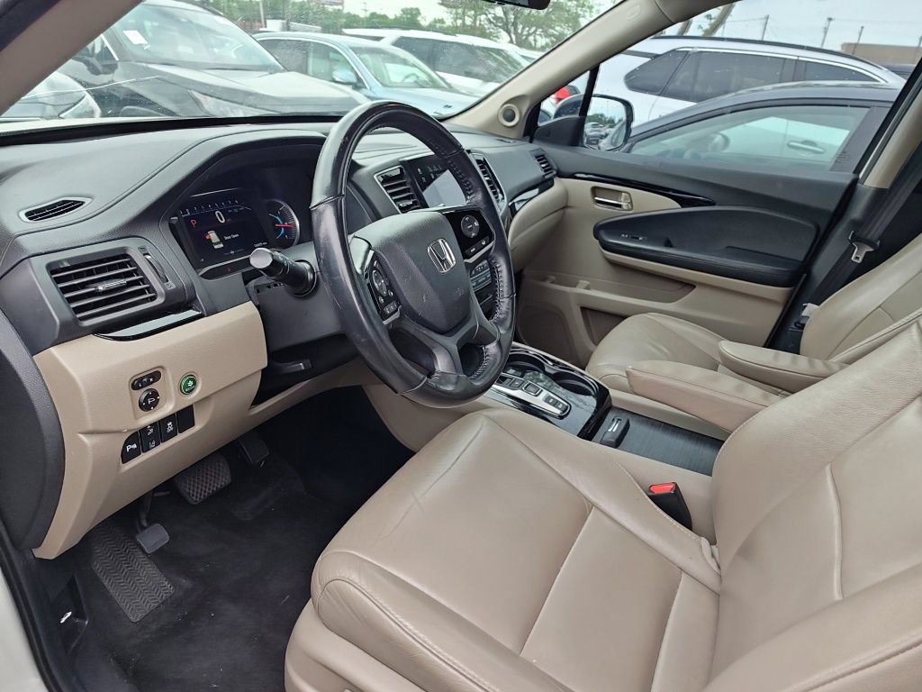 Used 2019 Honda Pilot Touring image 8