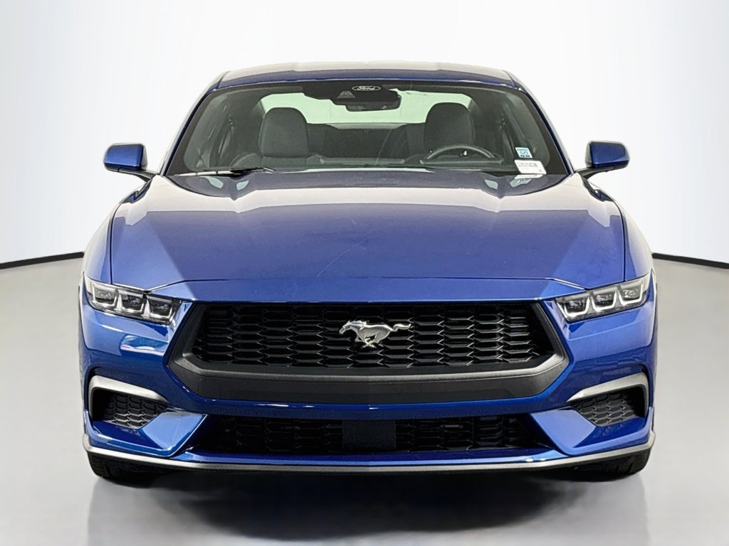 Used 2024 Ford Mustang Coupe RWD image 2