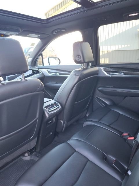 Used 2023 Cadillac XT6 Sport image 10