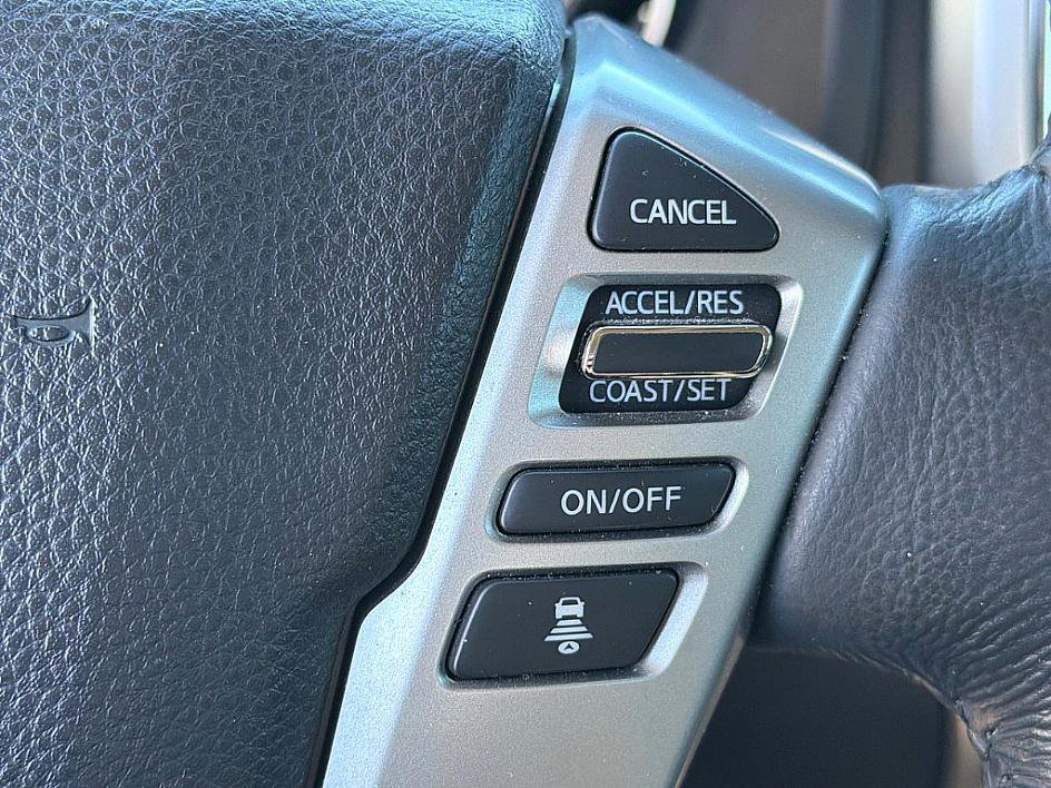 Used 2021 Nissan Titan SV w/ SV Convenience Package image 20