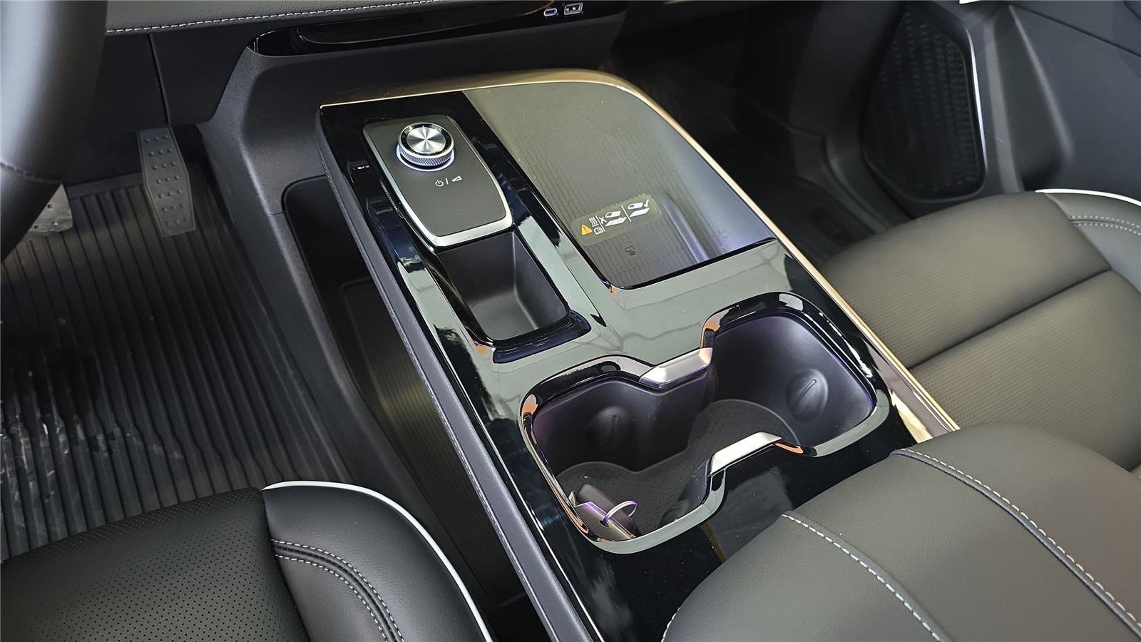 New 2026 Buick Enclave Avenir w/ Super Cruise Package image 21