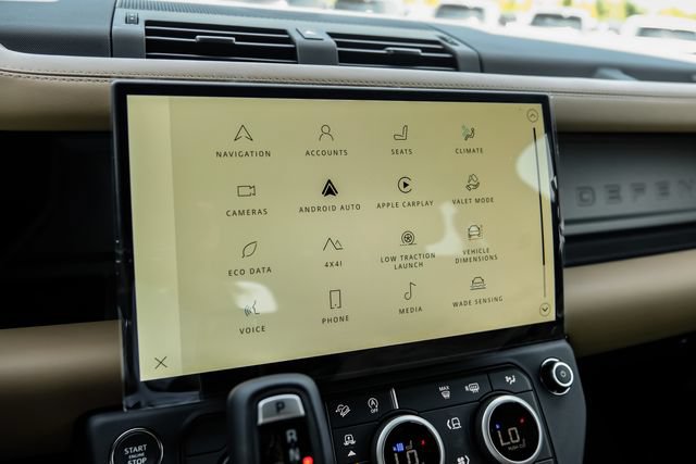 New 2026 Land Rover Defender 110 X AWD/4WD image 39