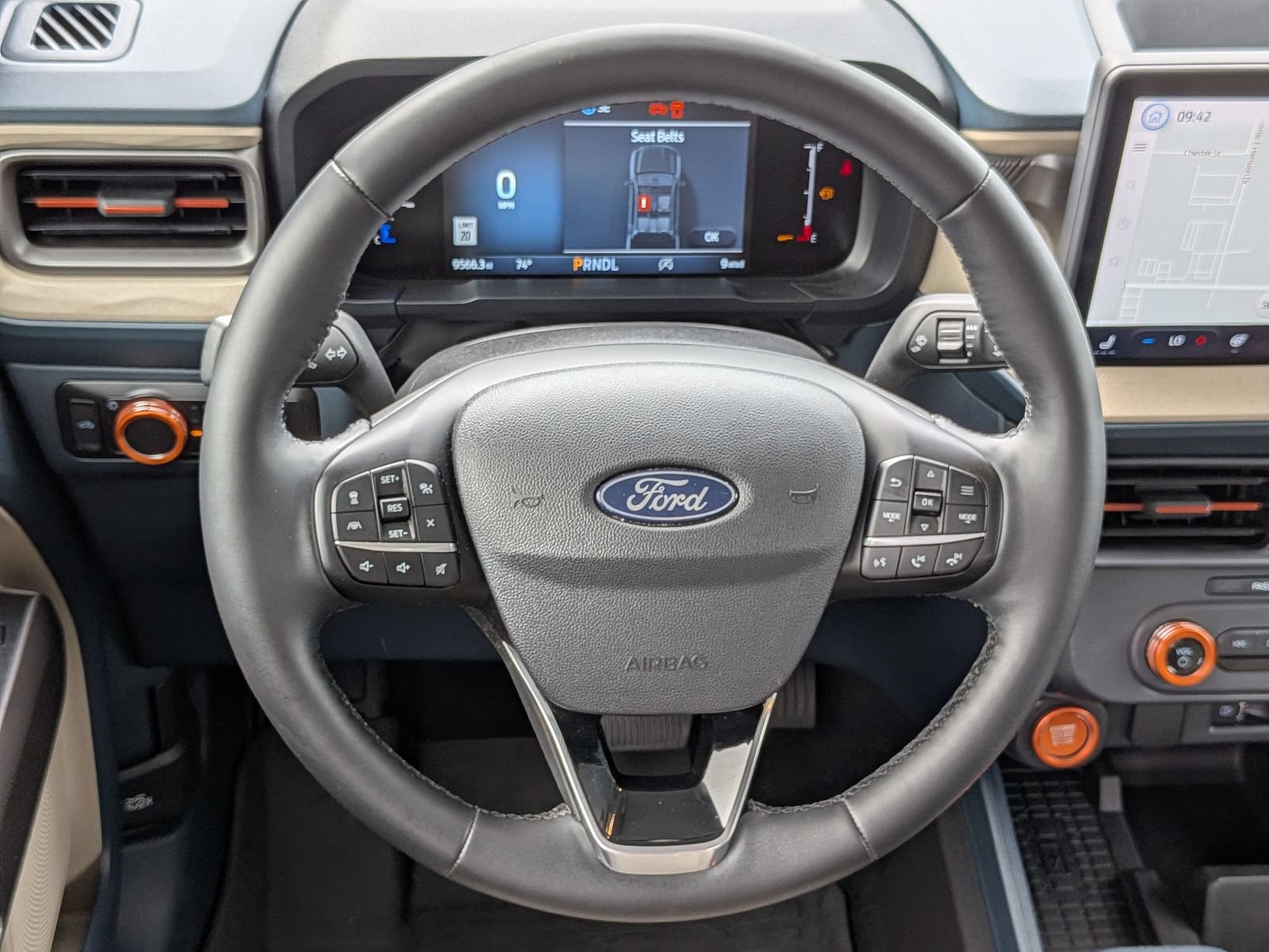 Used 2025 Ford Maverick Lariat AWD/4WD image 31