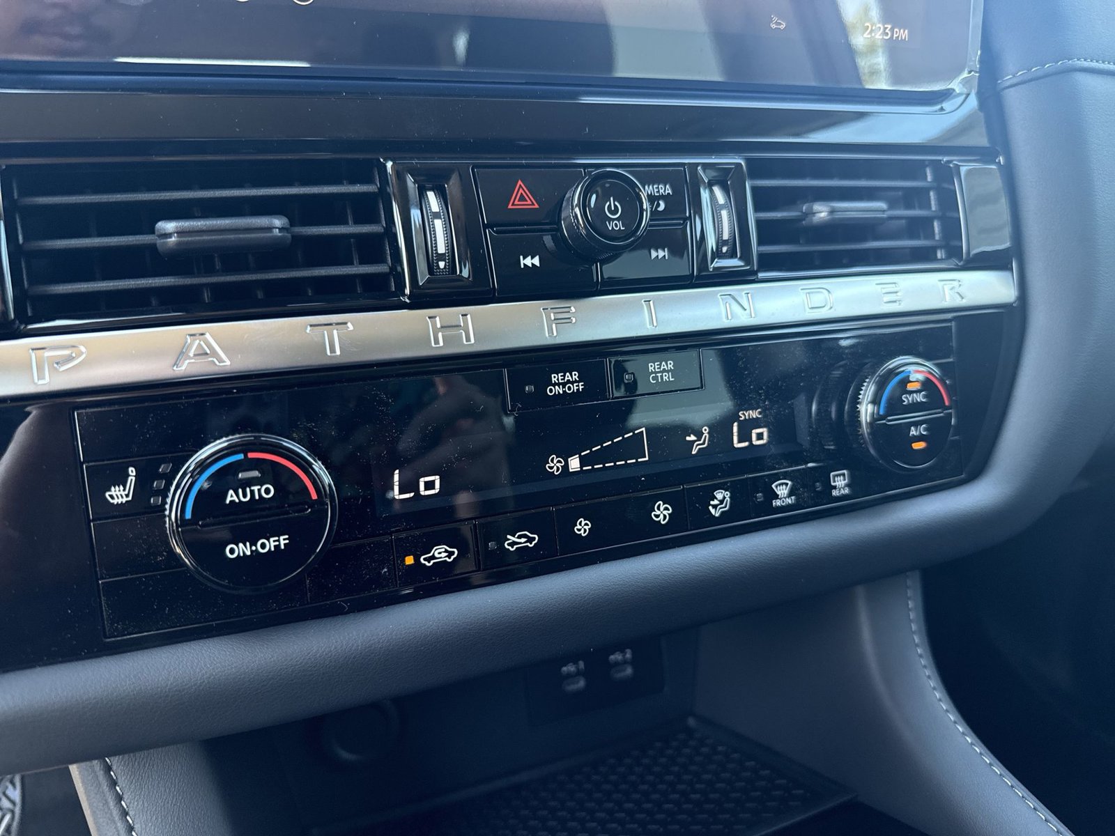 New 2026 Nissan Pathfinder SV AWD/4WD image 28