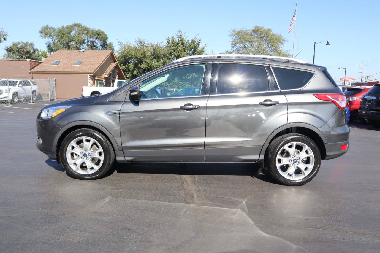 Used 2015 Ford Escape Titanium AWD/4WD image 2