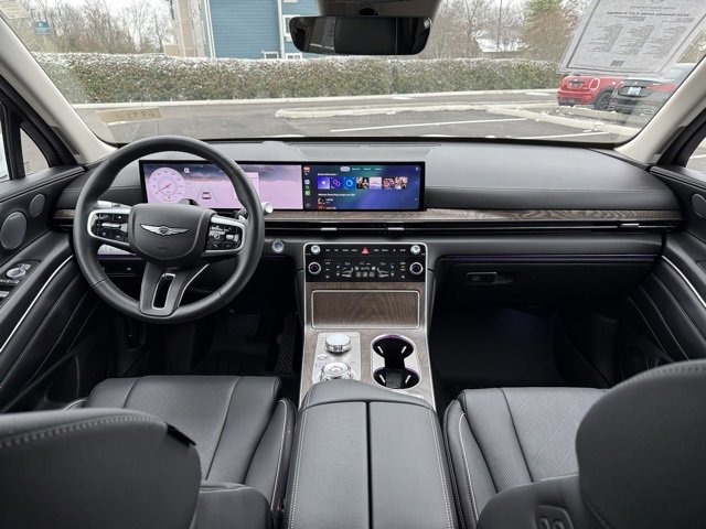 Used 2025 Genesis GV80 2.5T Prestige image 13