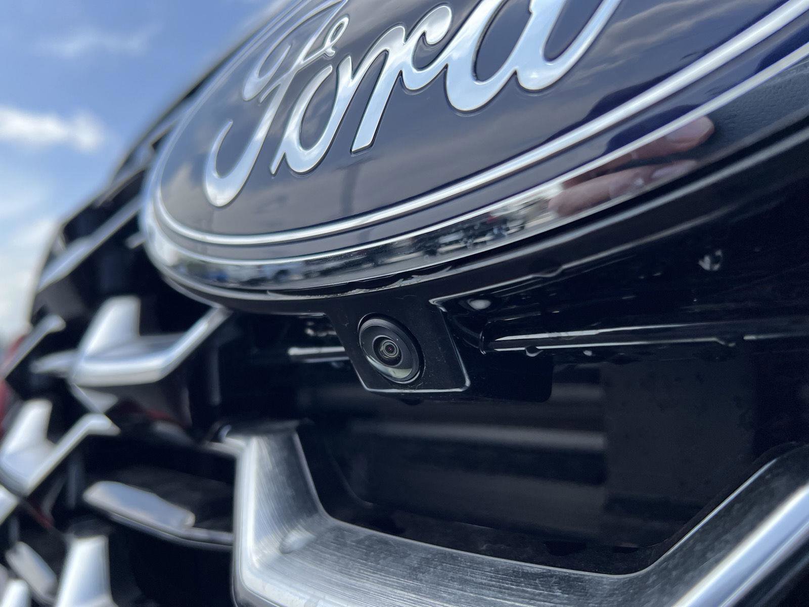 New 2026 Ford Explorer Platinum image 15