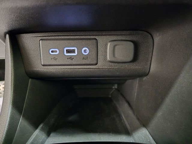 Used 2022 Buick Encore GX Essence AWD/4WD image 20