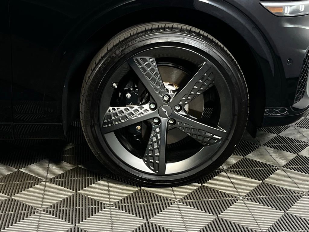 Used 2025 Genesis GV70 2.5T Sport Prestige w/ Sport Prestige Package image 12