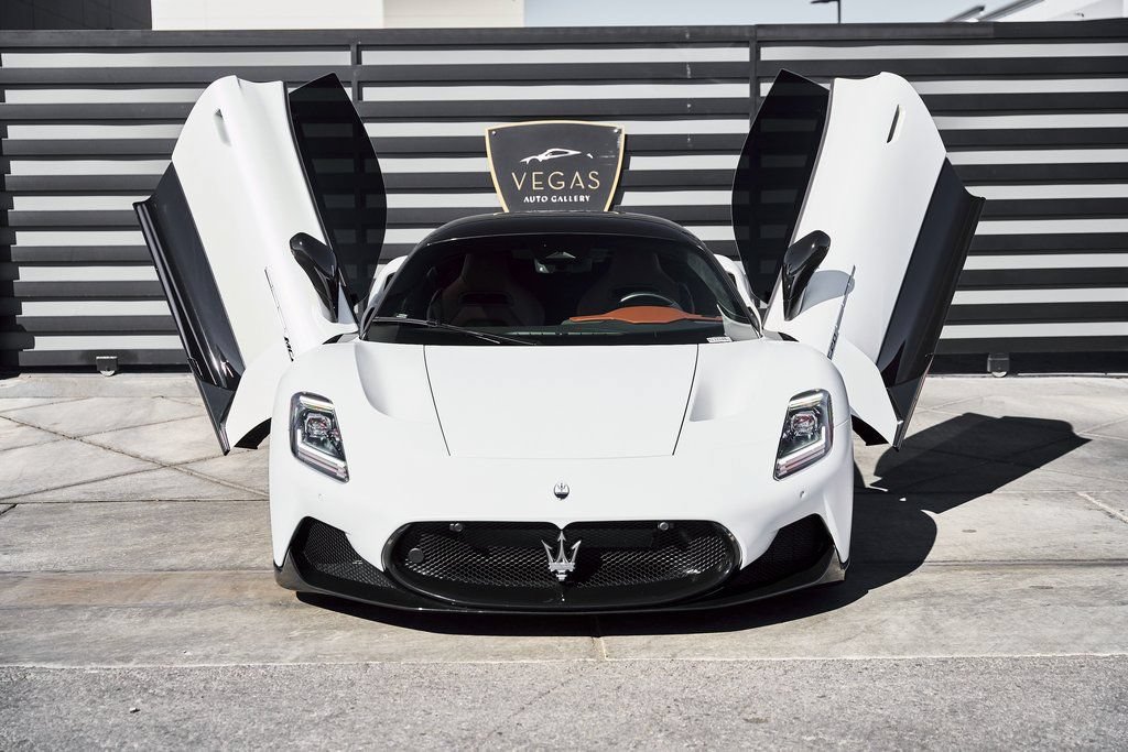Used 2023 Maserati MC20 Coupe RWD image 20