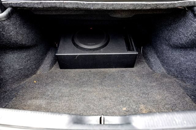 Used 2019 Dodge Charger SXT w/ Plus Group RWD image 9