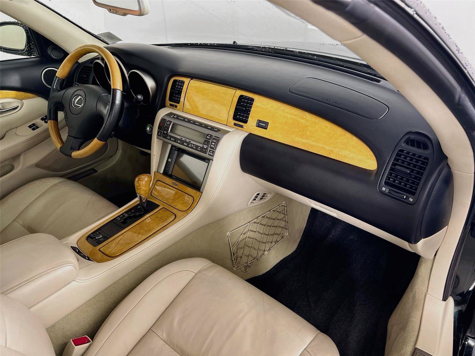 Used 2002 Lexus SC 430 Convertible RWD image 26
