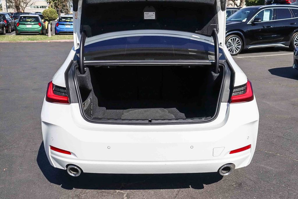 Certified 2023 BMW 330i Sedan w/ Driving Assistance Package image 29