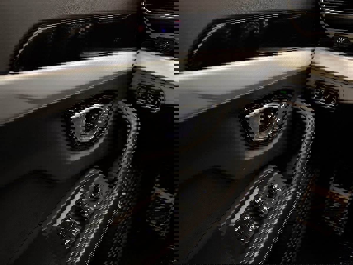 Used 2021 Lamborghini Urus image 24