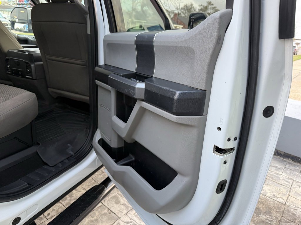 Used 2019 Ford F250 XLT w/ XLT Value Package image 23