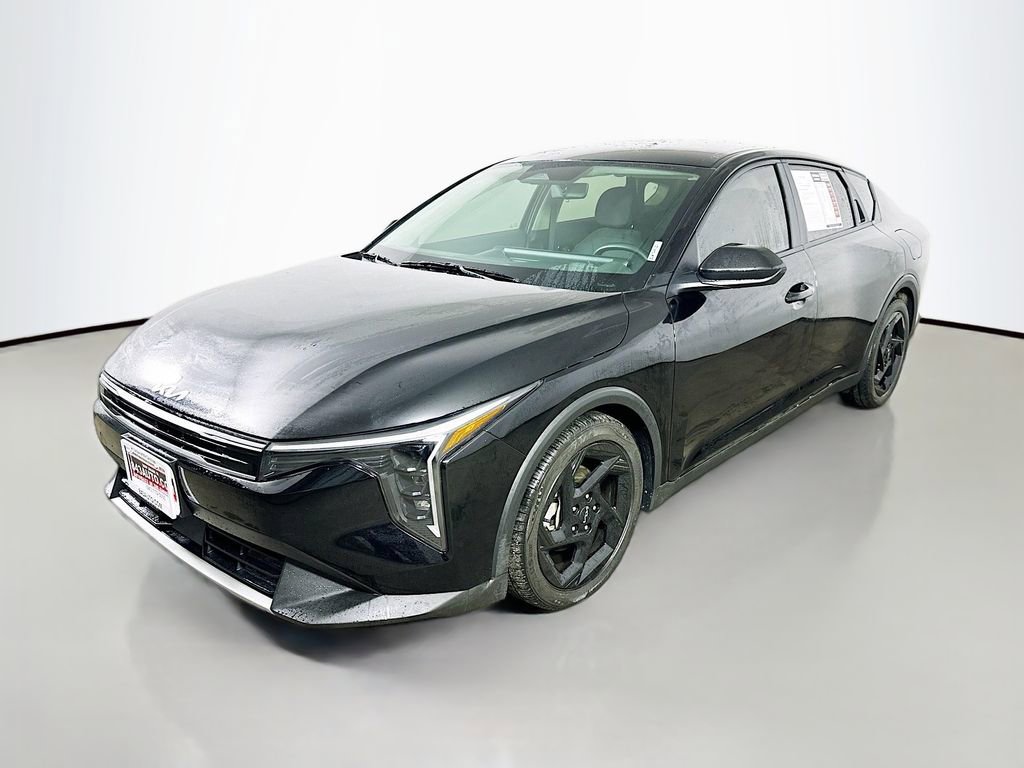 Used 2025 Kia K4 EX image 3