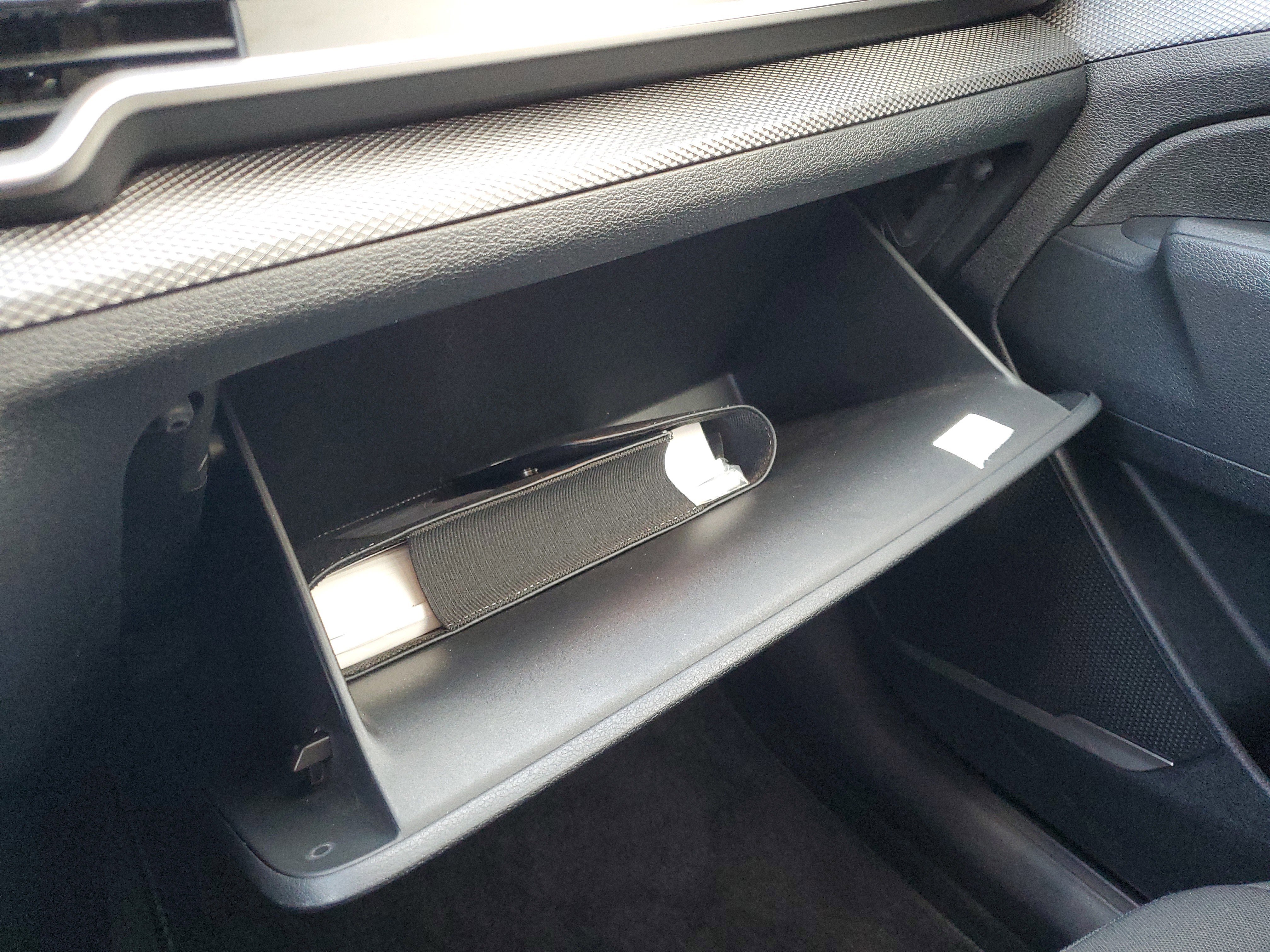 Used 2025 Kia Sportage LX image 29