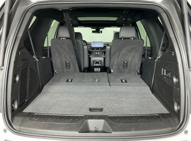 Used 2022 Chevrolet Tahoe LT w/ Luxury Package image 19