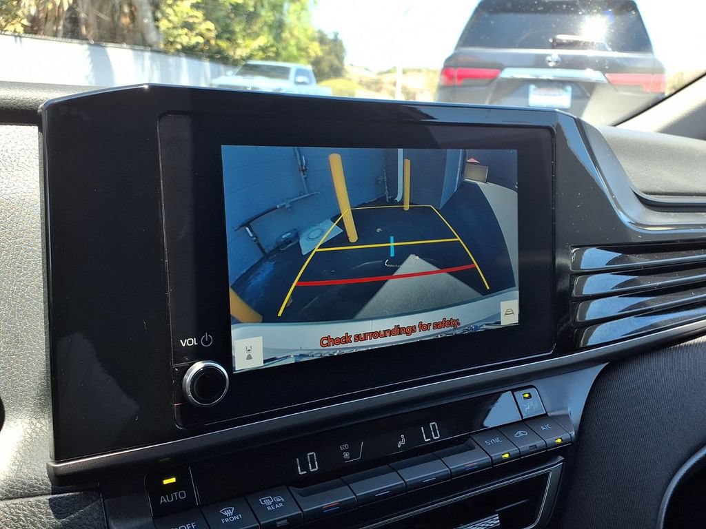 Used 2025 Toyota Camry LE FWD image 11