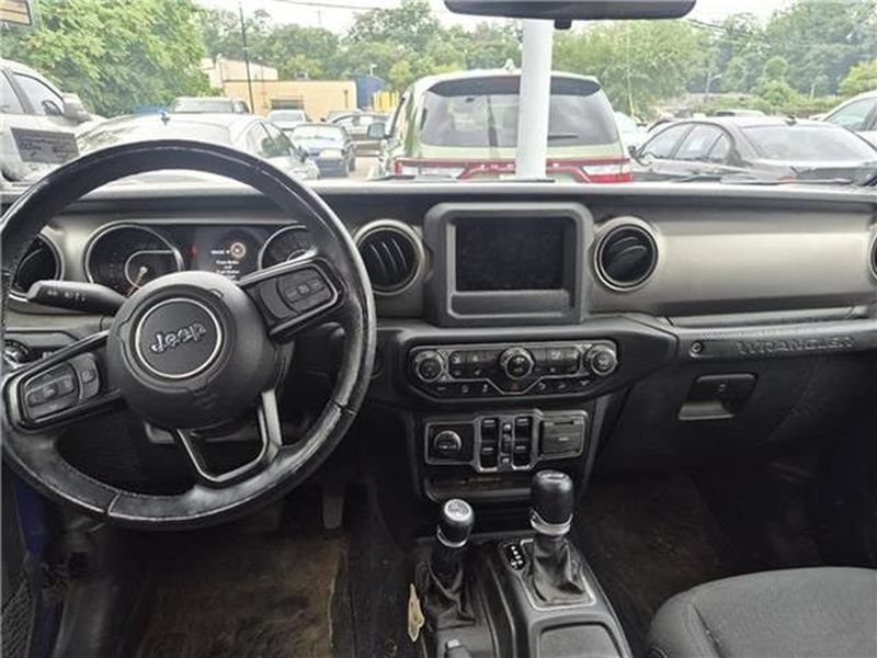 Used 2020 Jeep Wrangler Unlimited Sport AWD/4WD image 40