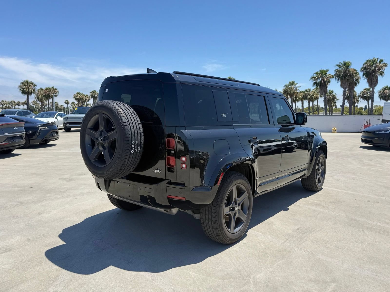 Used 2021 Land Rover Defender 110 S AWD/4WD image 3