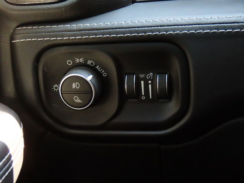 Used 2022 RAM 3500 Limited image 44