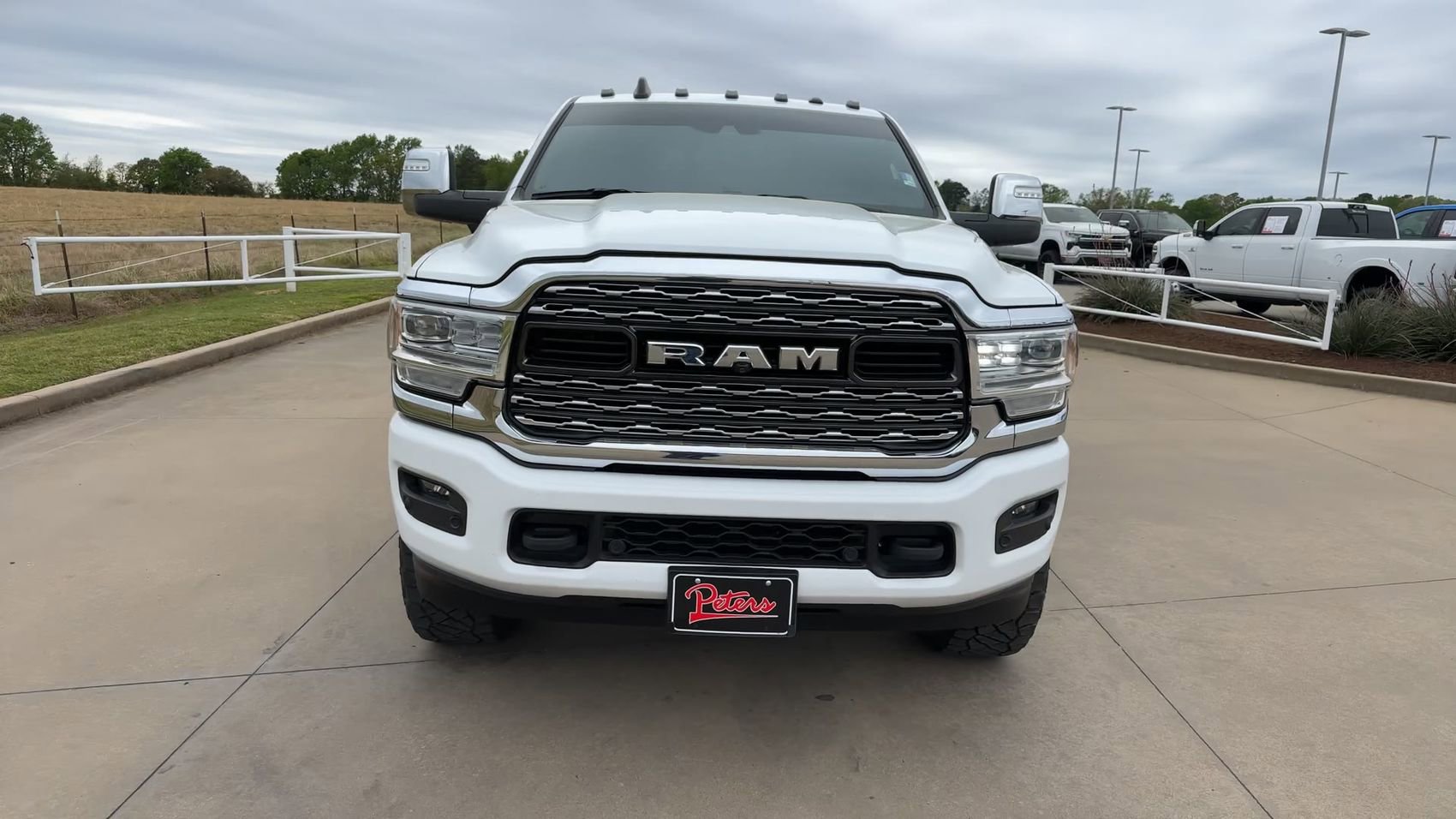 Used 2024 RAM 3500 Limited image 2