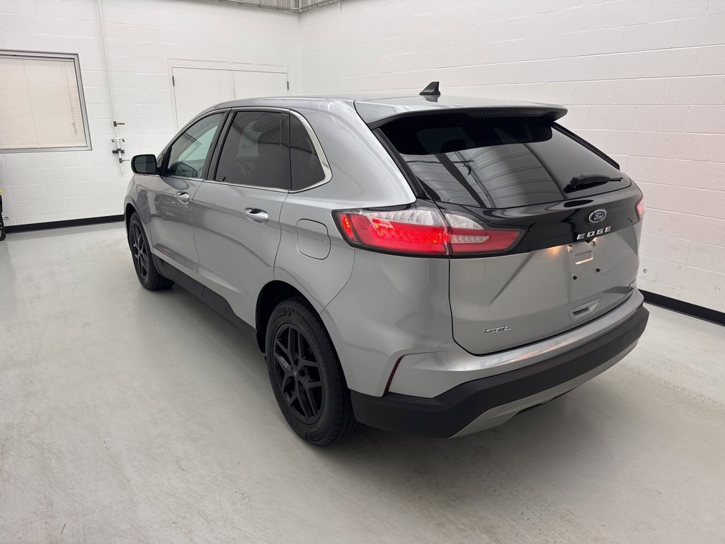 Used 2021 Ford Edge SEL image 8