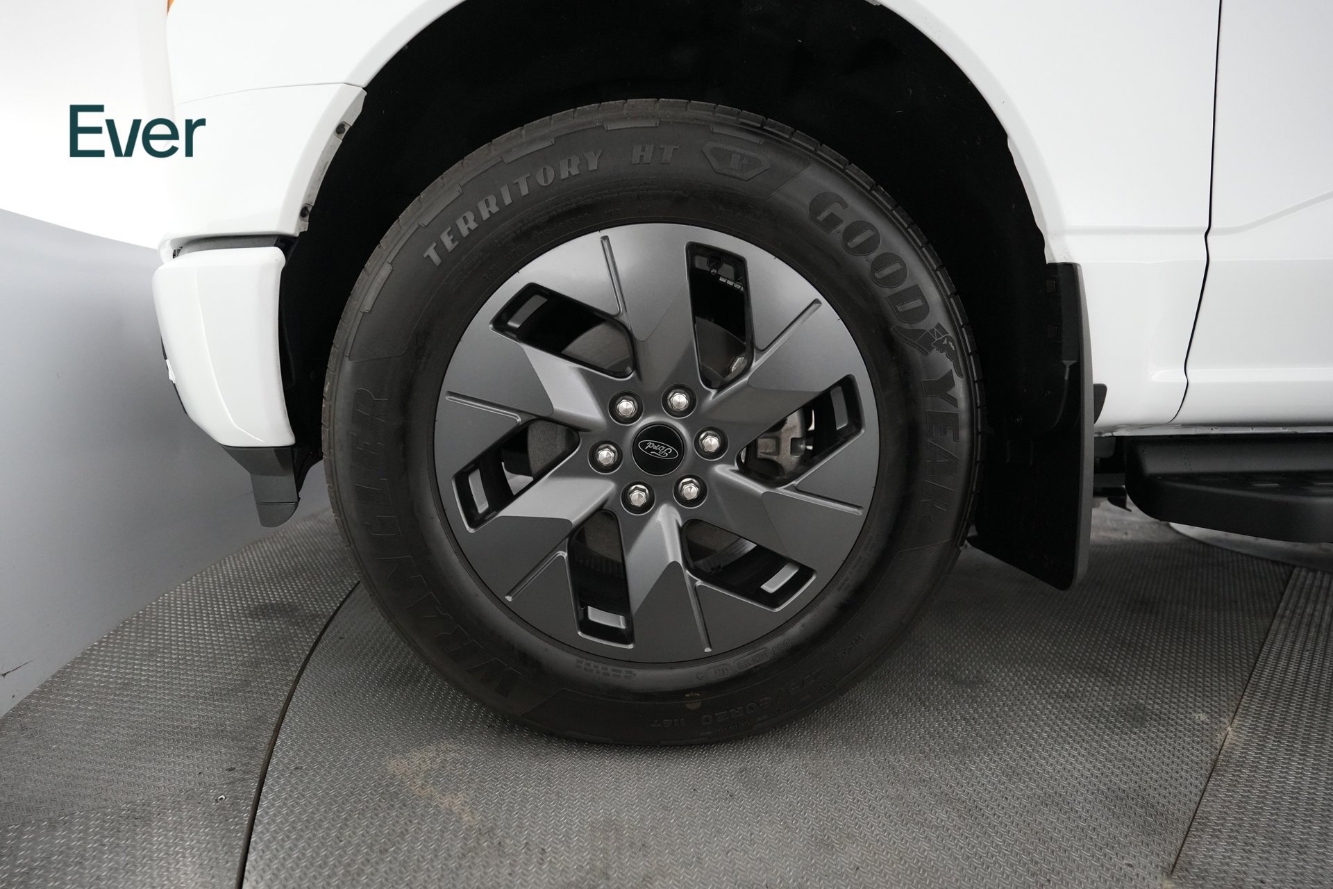 Used 2025 Ford F150 Lightning Flash AWD/4WD image 13