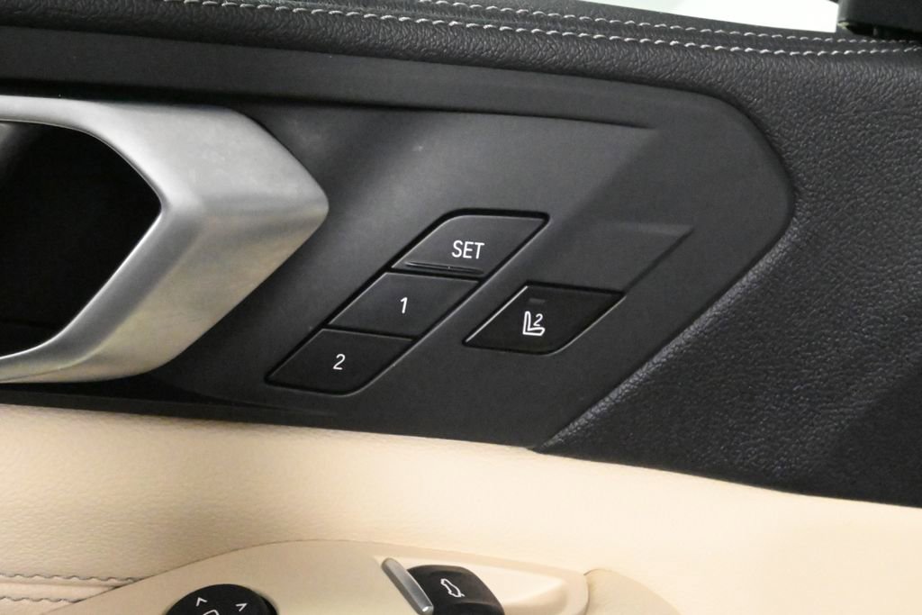 Used 2021 BMW X5 xDrive40i w/ Convenience Package image 29