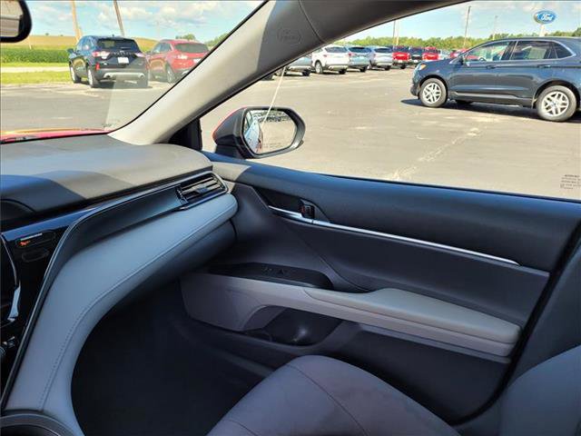 Used 2023 Toyota Camry LE image 21