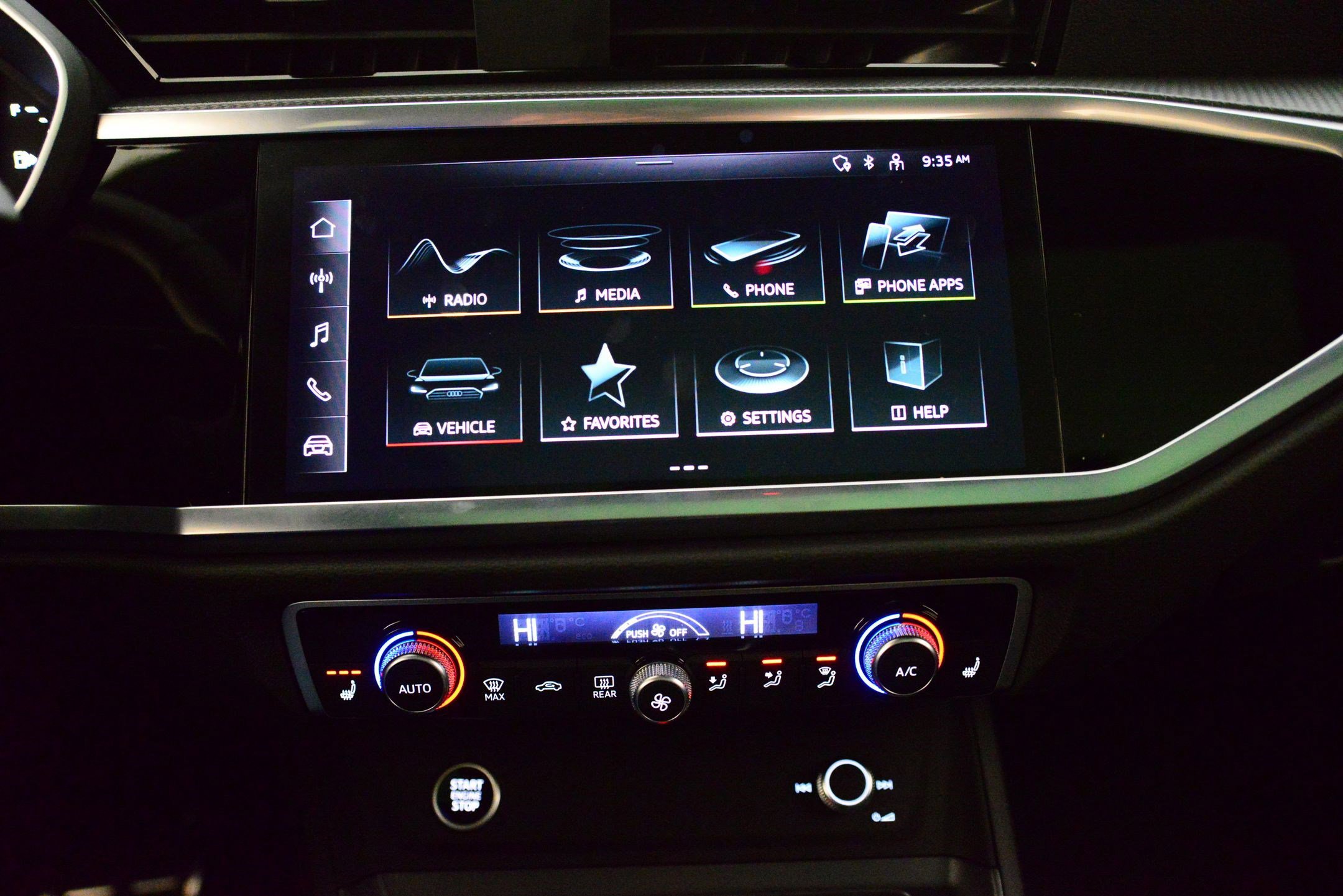 Certified 2025 Audi Q3 2.0T Premium Plus w/ Premium Plus Package image 28