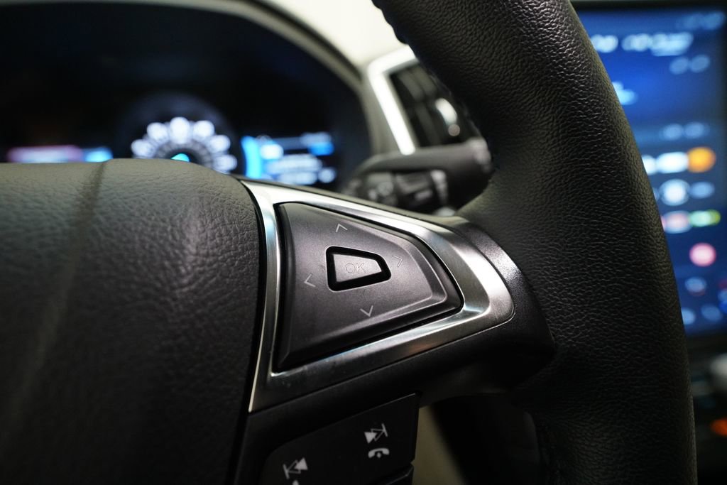 Used 2024 Ford Edge Titanium AWD/4WD image 19