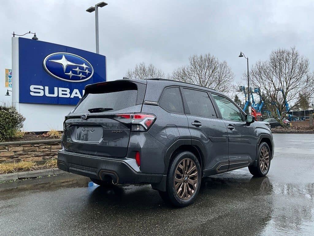 Used 2025 Subaru Forester Sport image 8