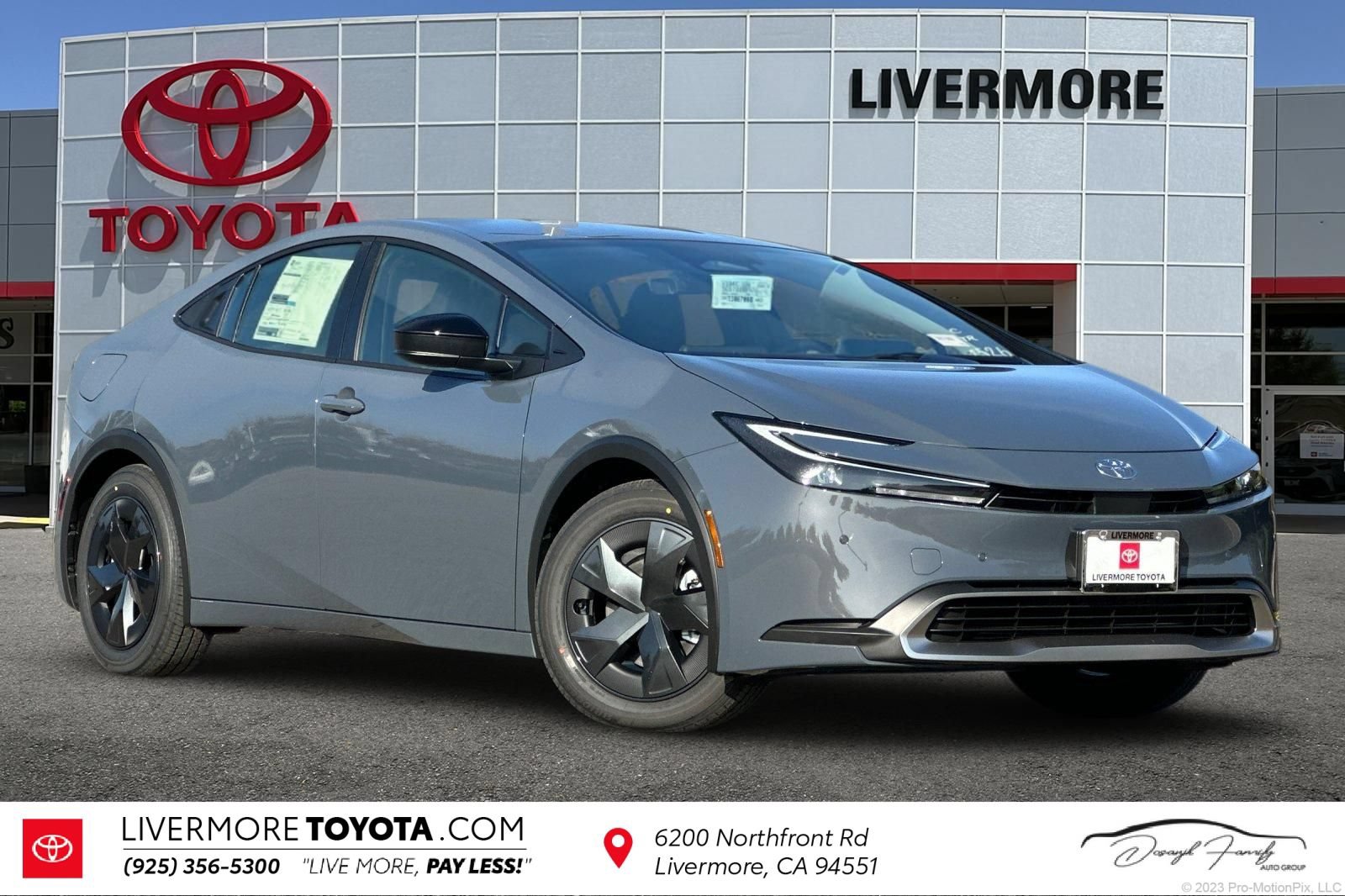 New 2026 Toyota Prius Plug-In Hybrid FWD image 1