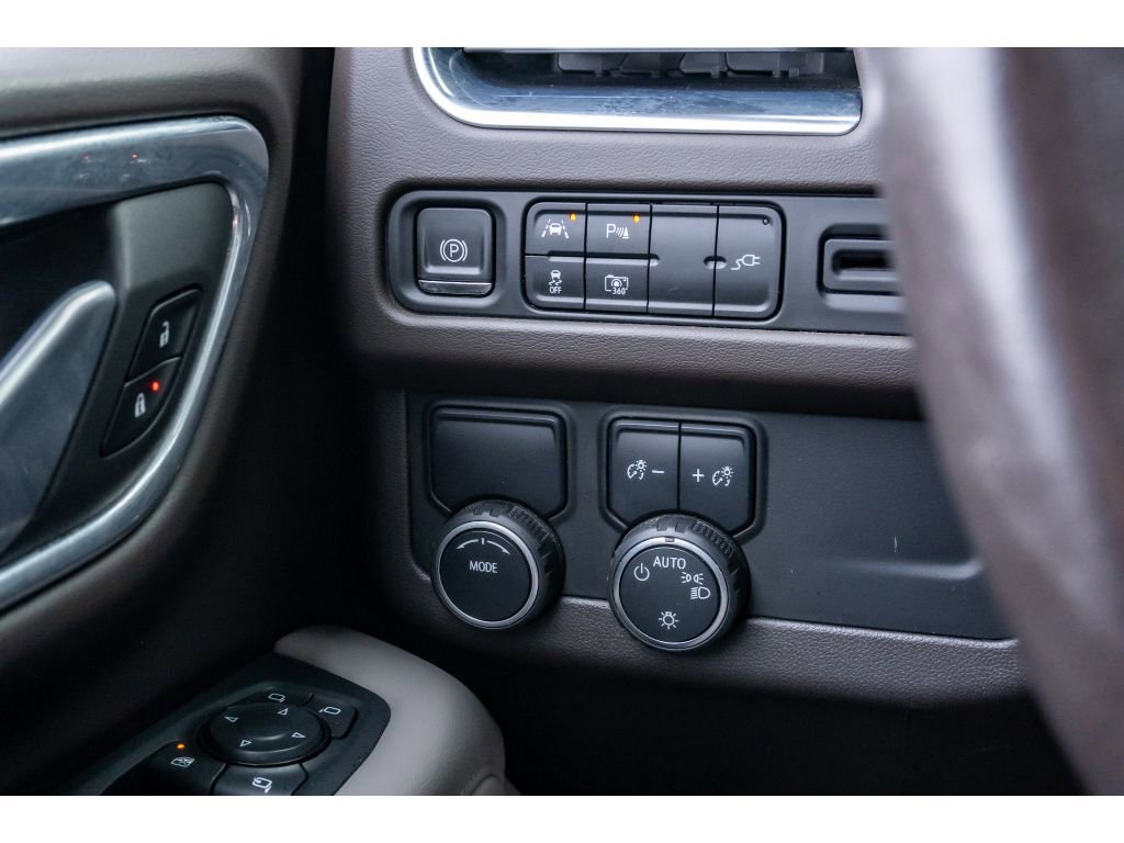 Used 2022 Chevrolet Tahoe LT w/ Luxury Package image 29