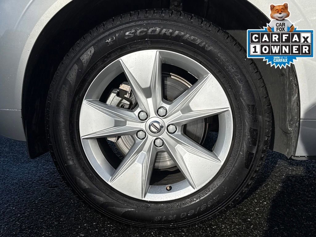 Used 2022 Volvo XC60 B5 Momentum image 29