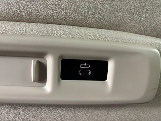Used 2021 BMW X5 xDrive40i w/ Premium Package image 15