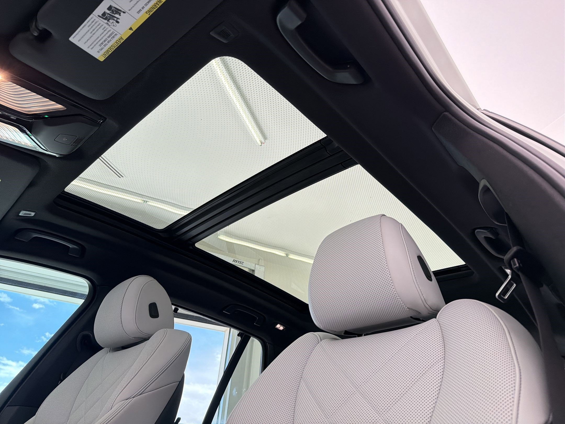 Certified 2023 BMW X5 xDrive45e w/ Executive Package image 16