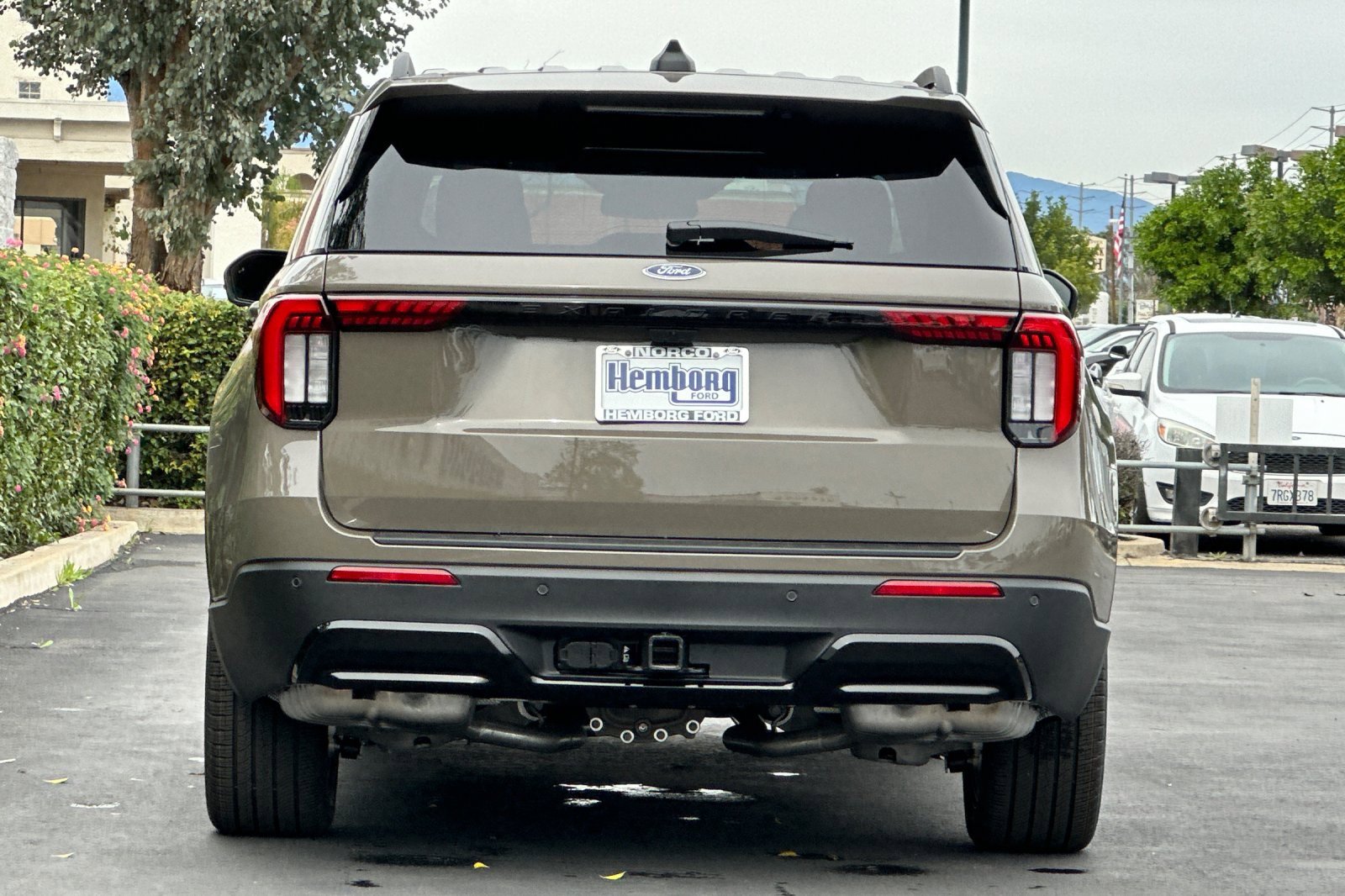 New 2026 Ford Explorer ST-Line w/ ST-Line Street Pack image 5