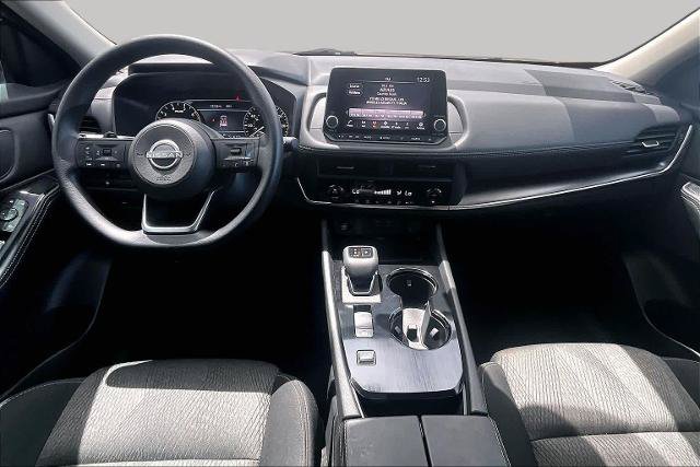 Certified 2024 Nissan Rogue SV FWD image 15