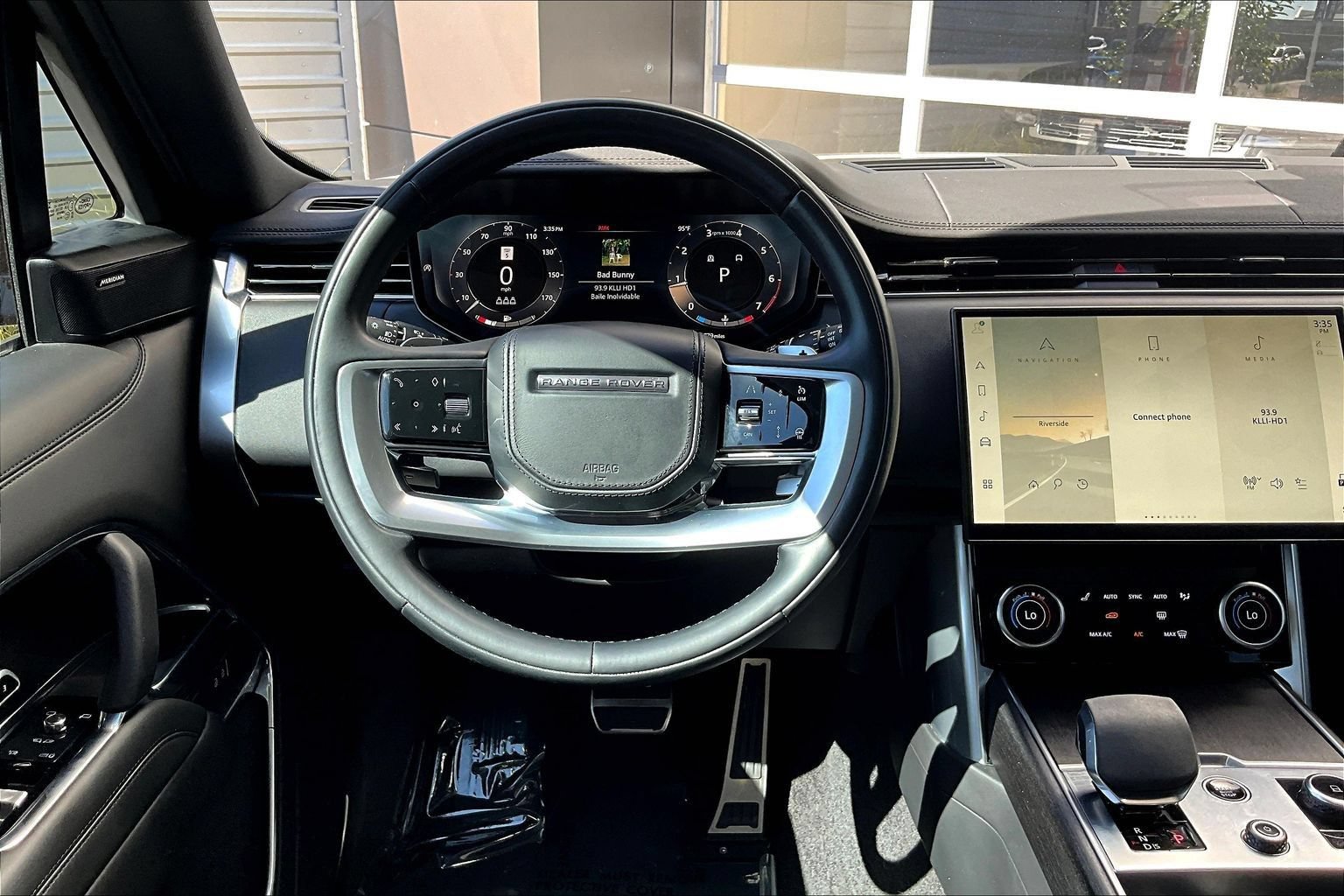 Certified 2023 Land Rover Range Rover SE AWD/4WD image 5
