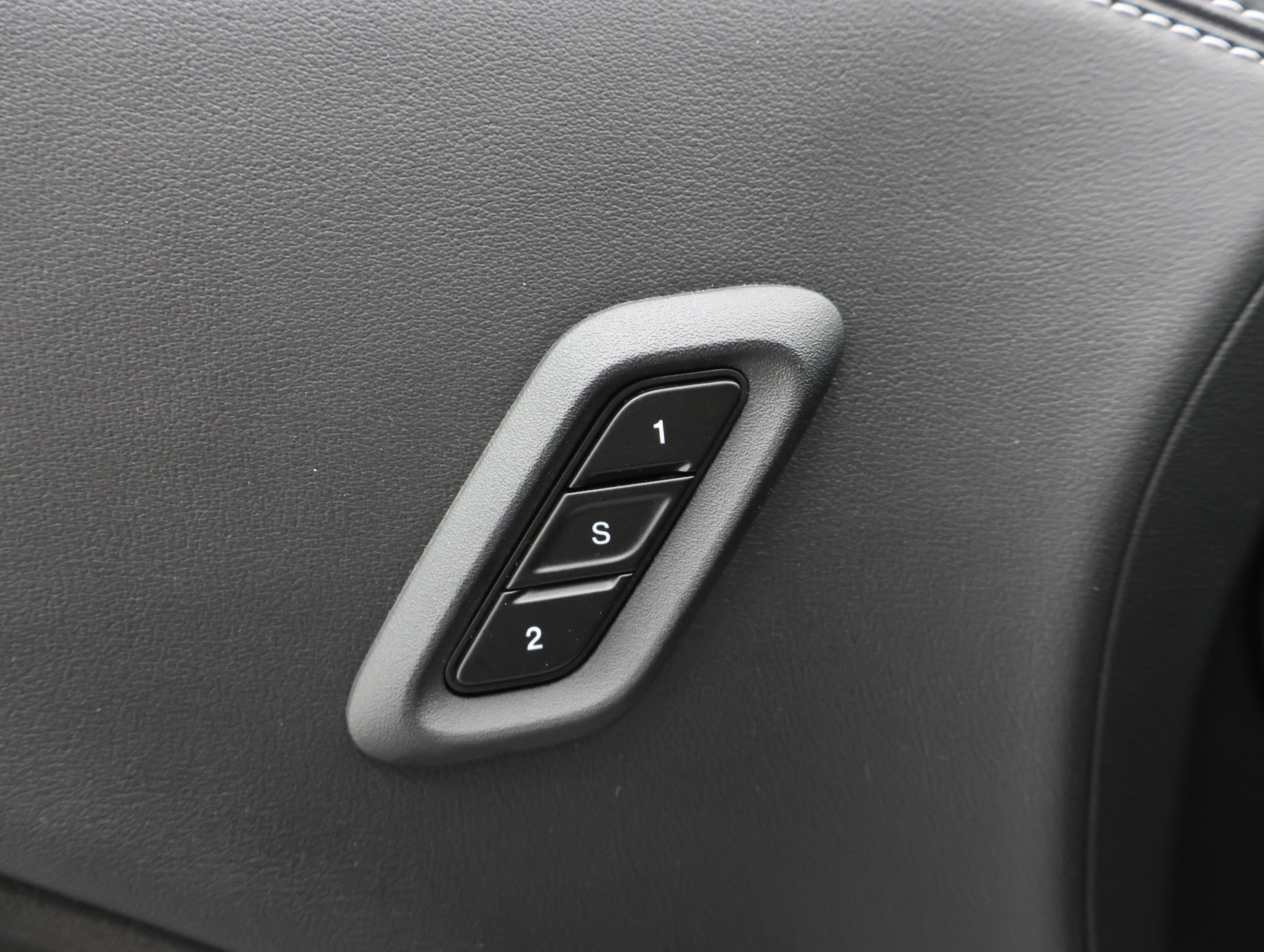 Used 2023 Dodge Challenger SRT Hellcat RWD image 39